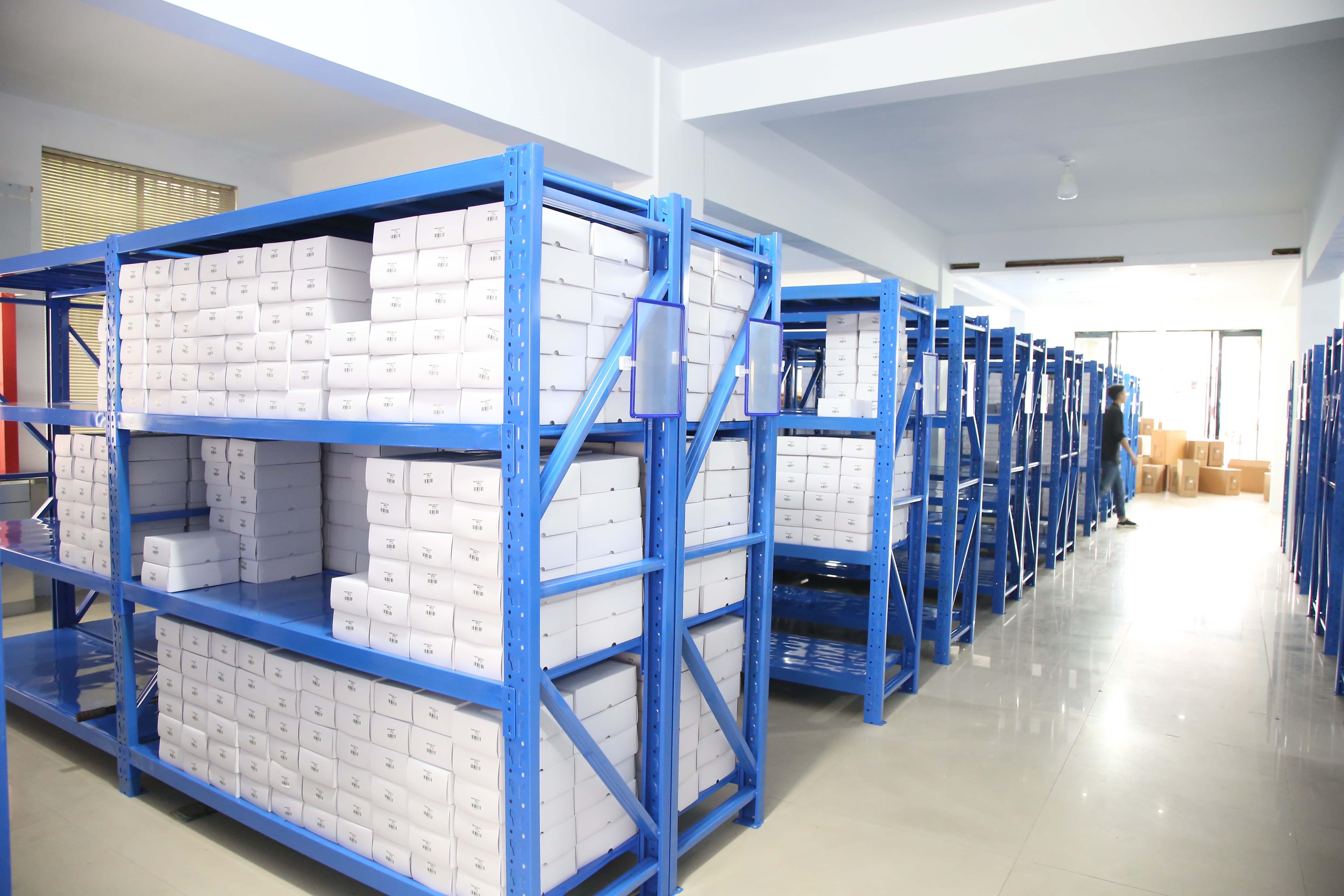 Finished-goods warehouse aisle